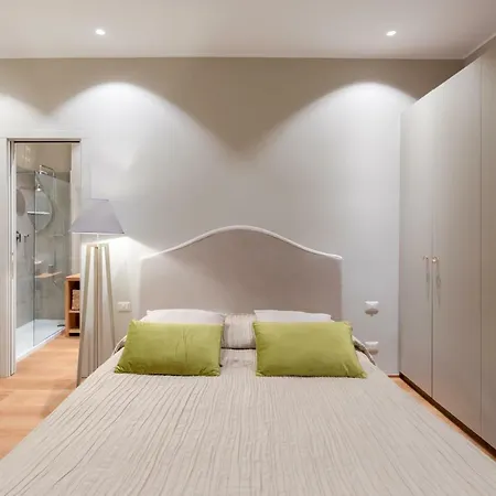 Bridge Of Sighs Luxurious Apartment-2